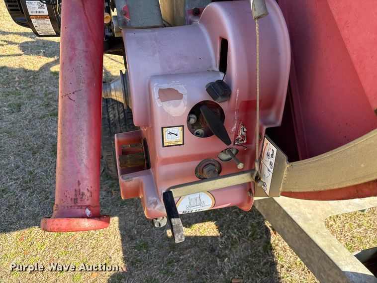 image for item EF0985 2005 RM 570 GX irrigation reel
