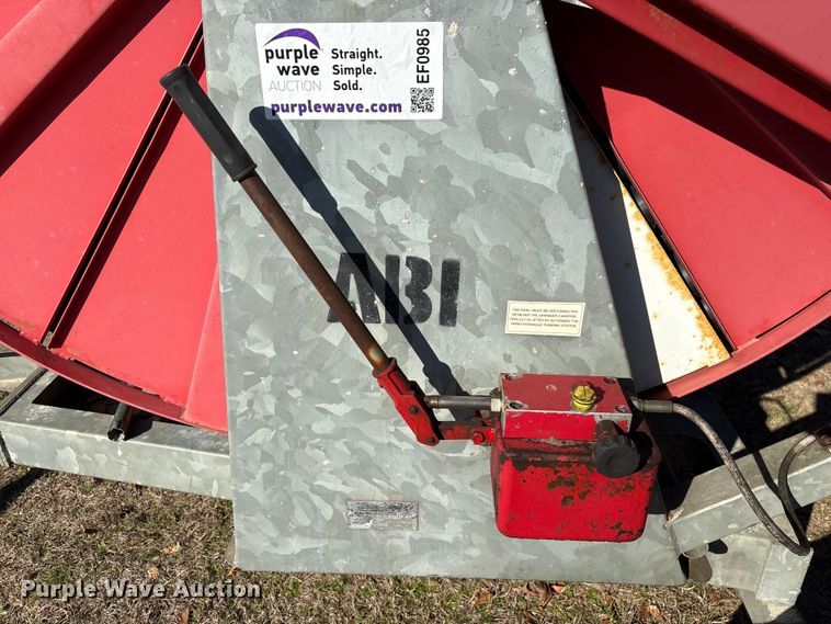 image for item EF0985 2005 RM 570 GX irrigation reel