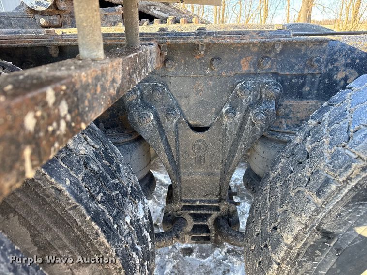 image for item EF2321 1998 Kenworth T600 semi truck