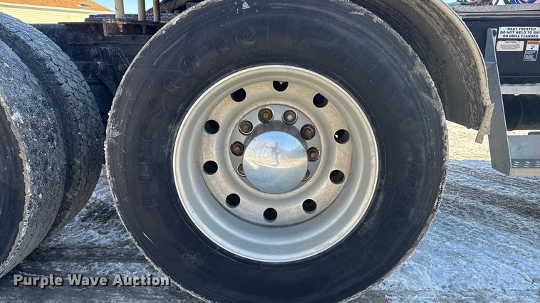 image for item EF2321 1998 Kenworth T600 semi truck