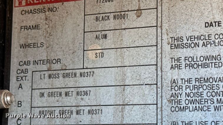 image for item EF2321 1998 Kenworth T600 semi truck