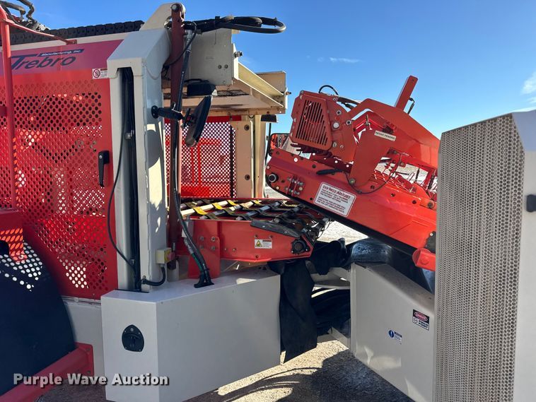 image for item EF2322 2018 Trebro Autostack II sod harvester