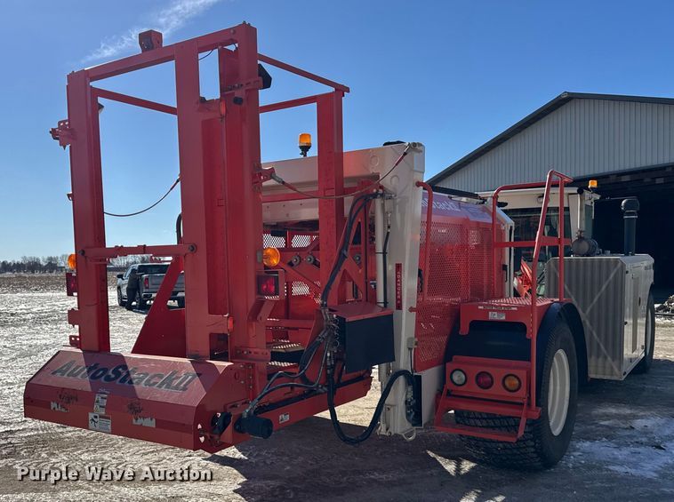 image for item EF2323 2016 Trebro Autostack II sod harvester