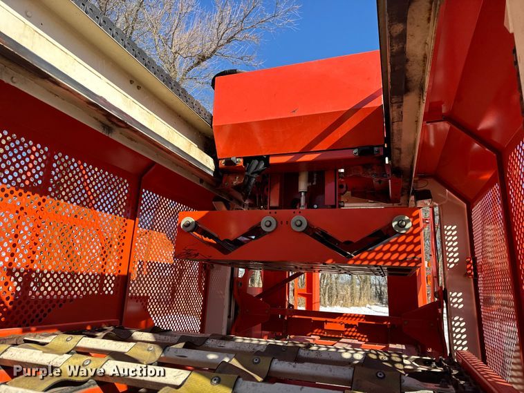 image for item EF2323 2016 Trebro Autostack II sod harvester