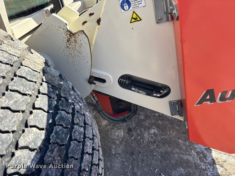 image for item EF2323 2016 Trebro Autostack II sod harvester