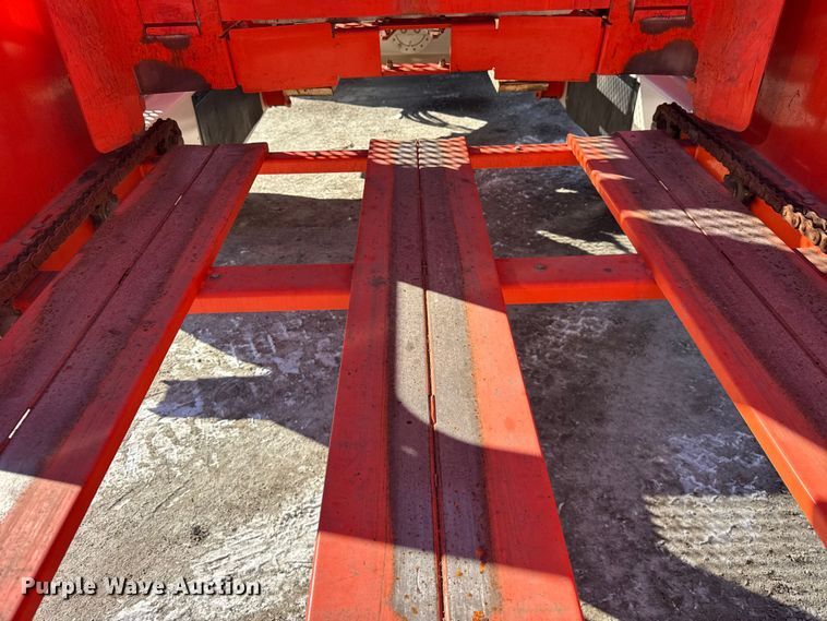 image for item EF2323 2016 Trebro Autostack II sod harvester