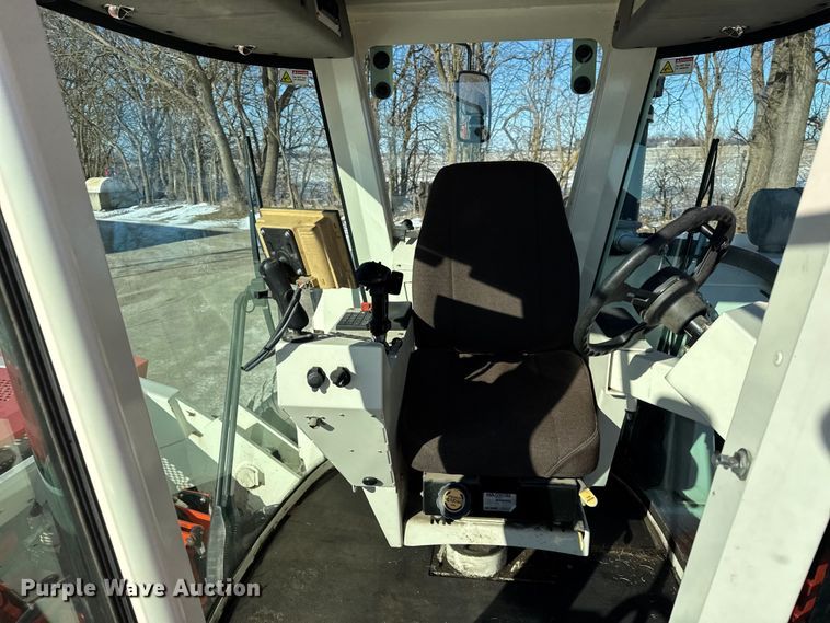 image for item EF2323 2016 Trebro Autostack II sod harvester