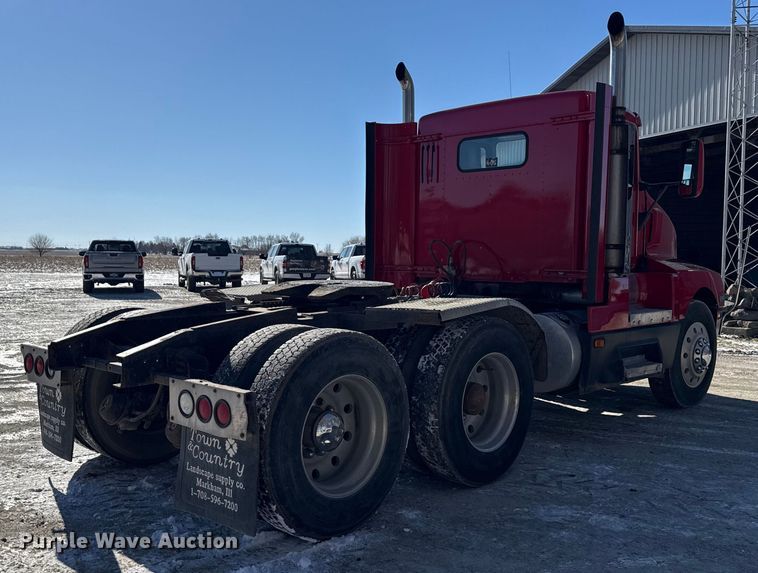image for item EF2324 1994 Kenworth T660 semi truck