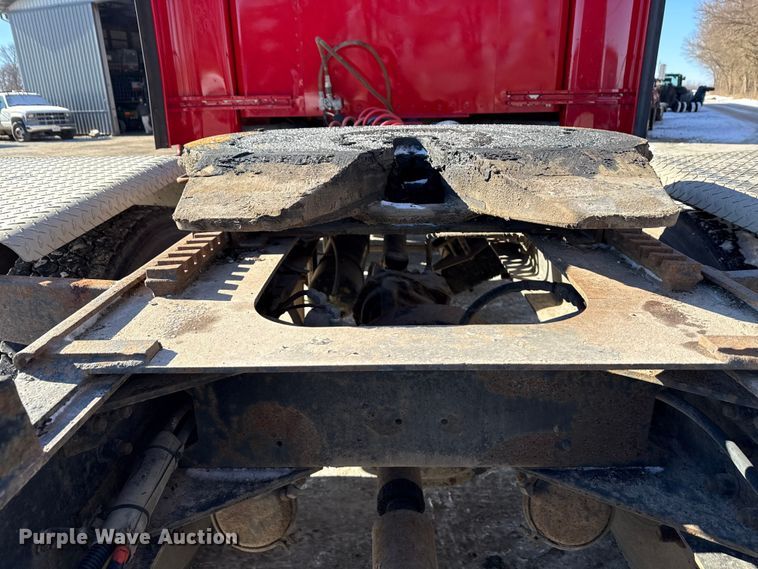 image for item EF2324 1994 Kenworth T660 semi truck