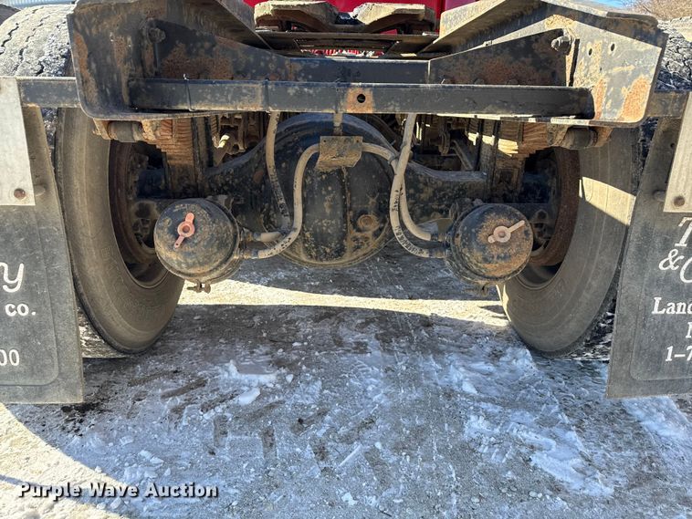 image for item EF2324 1994 Kenworth T660 semi truck