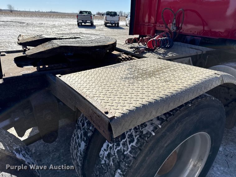 image for item EF2324 1994 Kenworth T660 semi truck