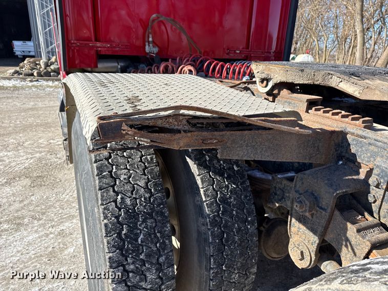 image for item EF2324 1994 Kenworth T660 semi truck