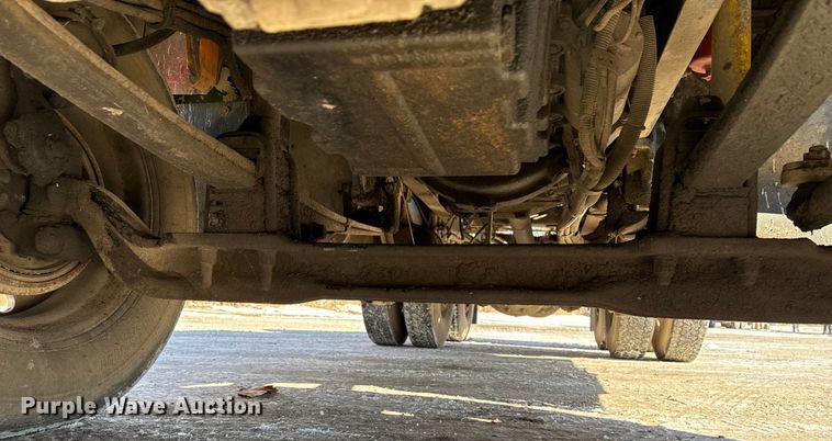 image for item EF2324 1994 Kenworth T660 semi truck