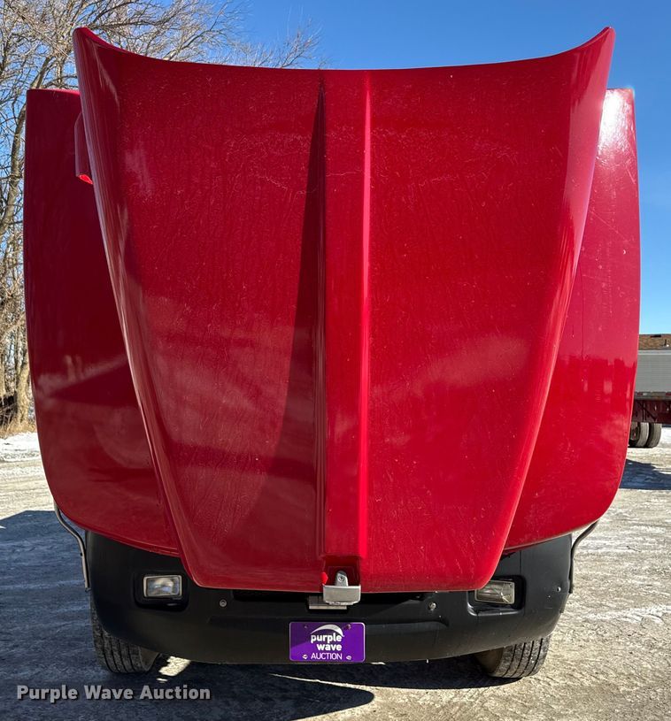 image for item EF2324 1994 Kenworth T660 semi truck