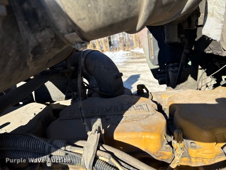 image for item EF2324 1994 Kenworth T660 semi truck