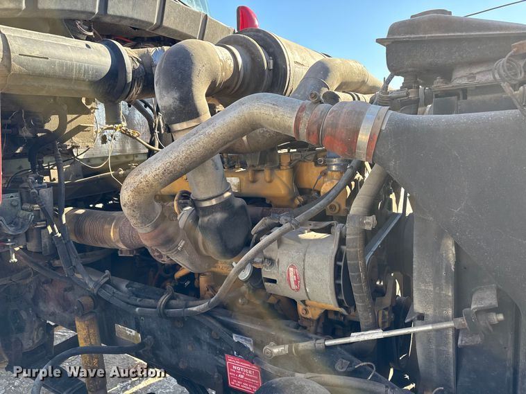 image for item EF2324 1994 Kenworth T660 semi truck