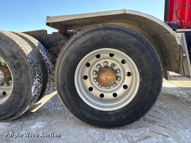 image for item EF2324 1994 Kenworth T660 semi truck