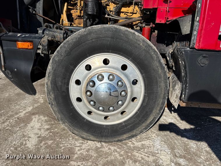 image for item EF2324 1994 Kenworth T660 semi truck