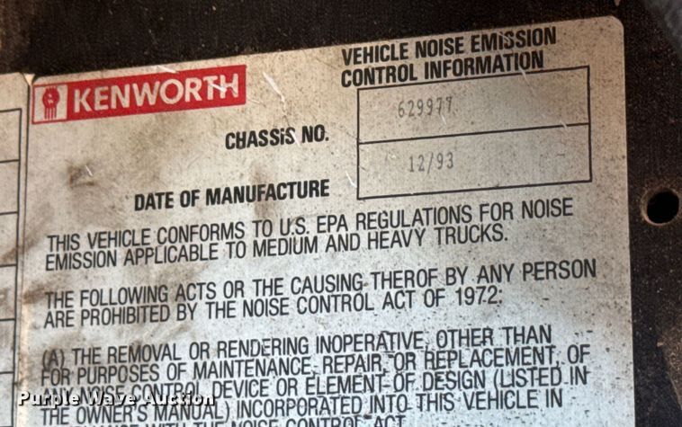 image for item EF2324 1994 Kenworth T660 semi truck