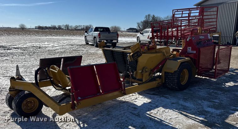 image for item EF2325 Bucyrus Magnum 420SR sod roll harvester 