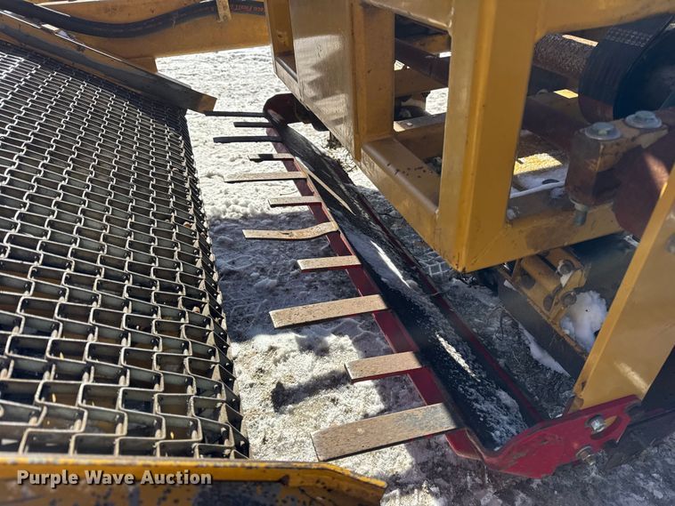 image for item EF2325 Bucyrus Magnum 420SR sod roll harvester 