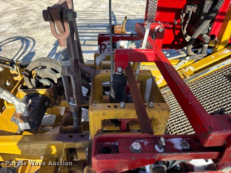 image for item EF2325 Bucyrus Magnum 420SR sod roll harvester 