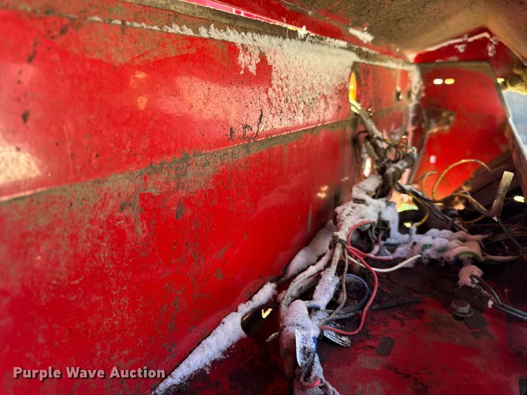 image for item EF2325 Bucyrus Magnum 420SR sod roll harvester 