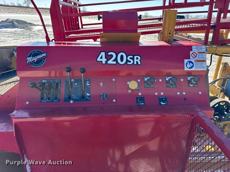 image for item EF2325 Bucyrus Magnum 420SR sod roll harvester 