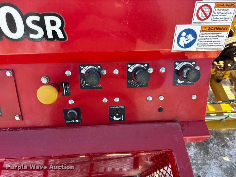 image for item EF2325 Bucyrus Magnum 420SR sod roll harvester 