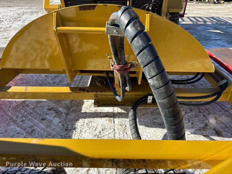 image for item EF2325 Bucyrus Magnum 420SR sod roll harvester 