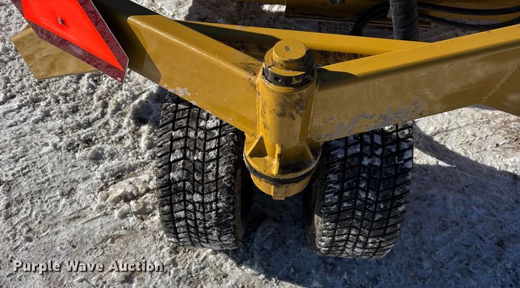 image for item EF2325 Bucyrus Magnum 420SR sod roll harvester 