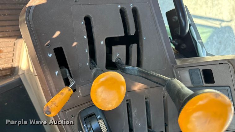 image for item EF2326 1999 John Deere 6410 MFWD tractor