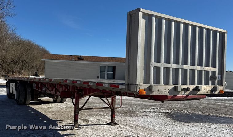 image for item EF2329 2006 Transcraft Eagle II flatbed trailer