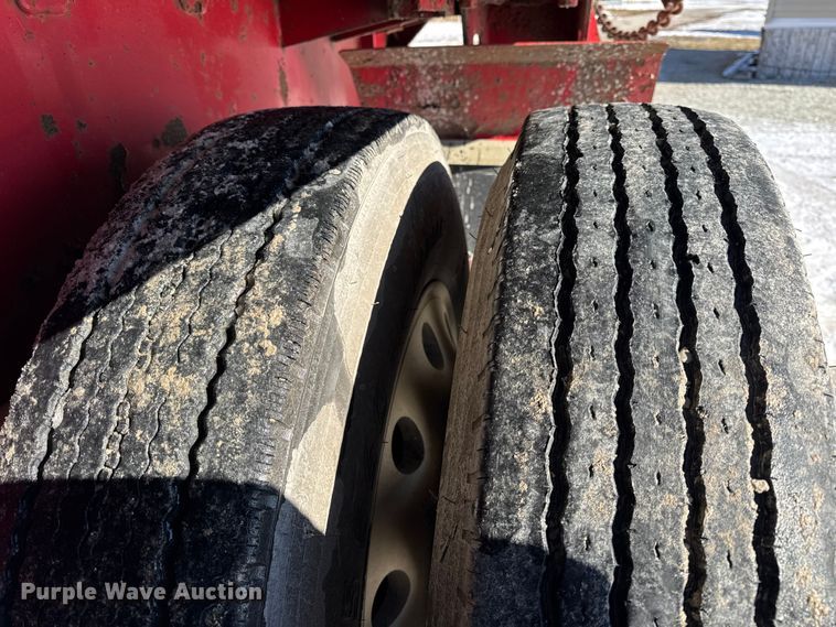 image for item EF2329 2006 Transcraft Eagle II flatbed trailer