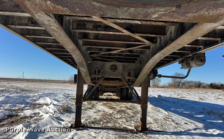 image for item EF2330 1997 Transcraft Eagle W2 flatbed trailer