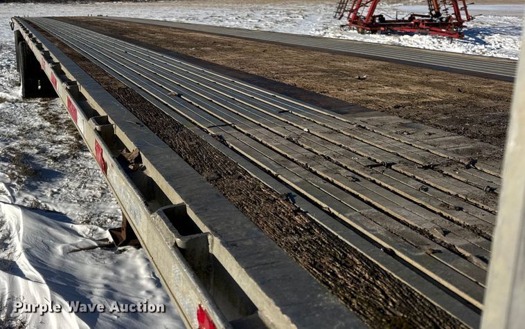 image for item EF2330 1997 Transcraft Eagle W2 flatbed trailer