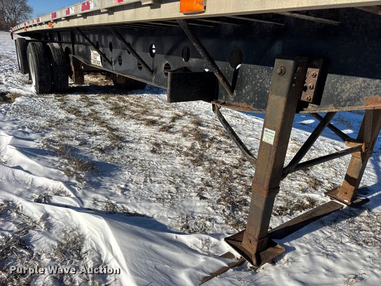 image for item EF2330 1997 Transcraft Eagle W2 flatbed trailer
