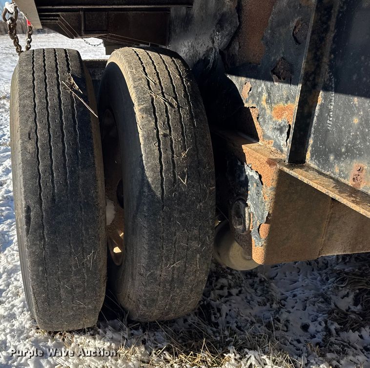 image for item EF2330 1997 Transcraft Eagle W2 flatbed trailer