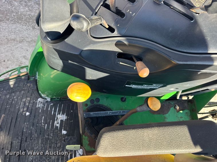 image for item EF2331 John Deere 5420 MFWD tractor