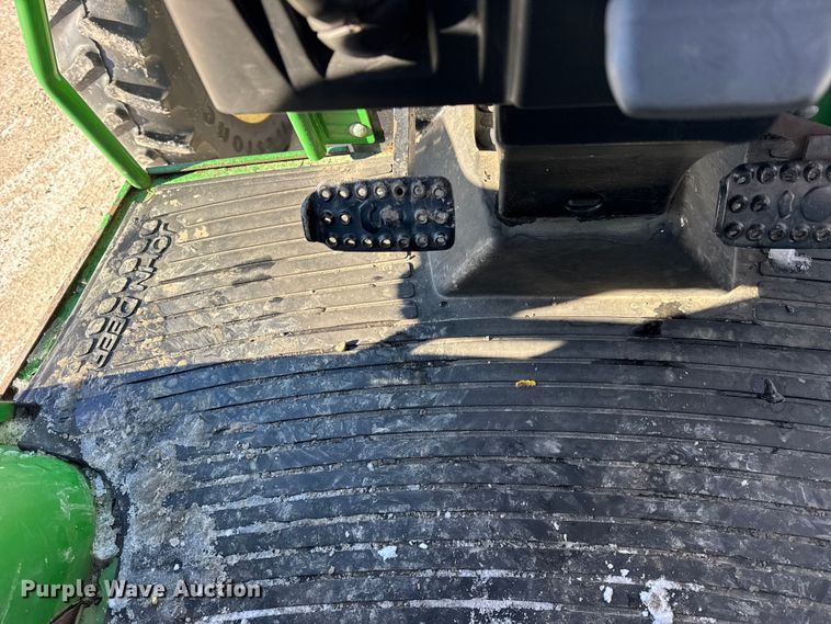 image for item EF2331 John Deere 5420 MFWD tractor