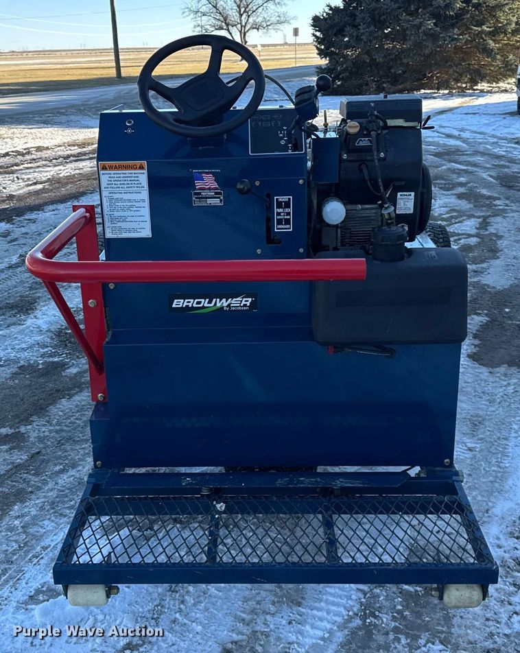 image for item EF2333 Textron Brouwer 2430 Big Roll sod installer