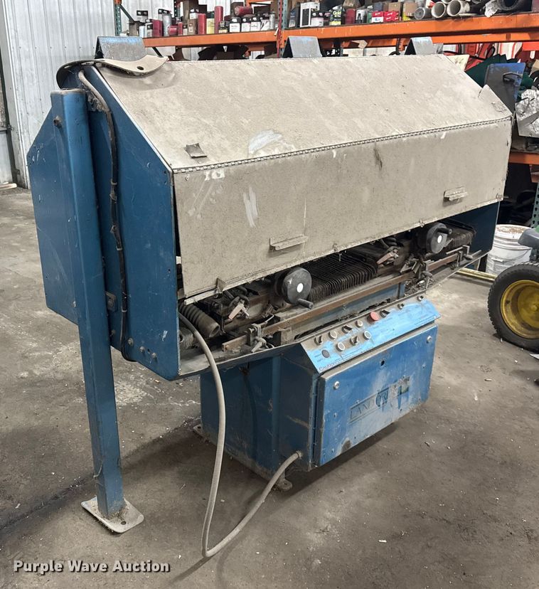 image for item EF2344 Land Pride GR3000 reel and bed knife sharpener