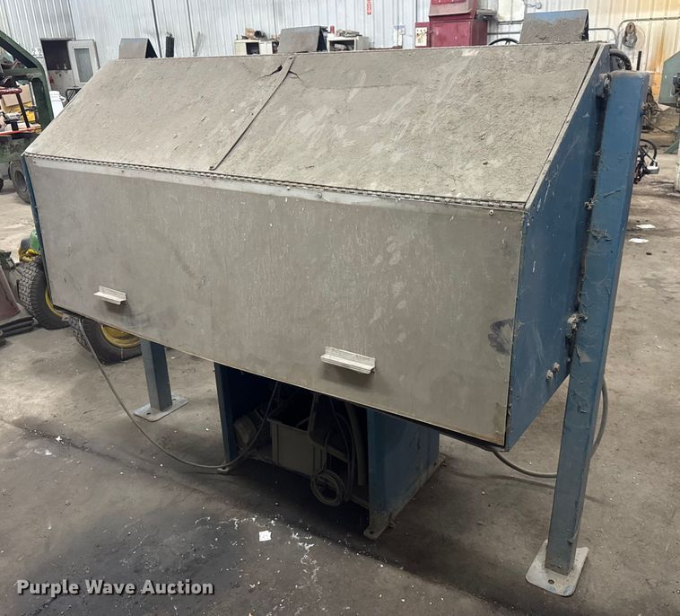 image for item EF2344 Land Pride GR3000 reel and bed knife sharpener