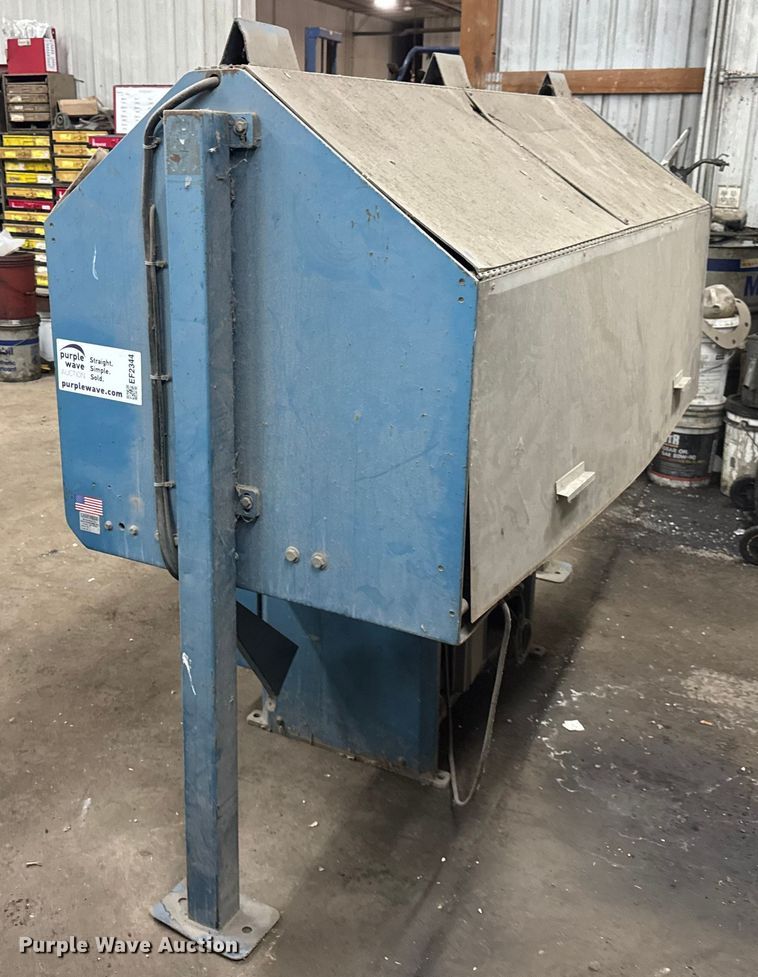 image for item EF2344 Land Pride GR3000 reel and bed knife sharpener