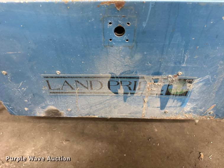 image for item EF2344 Land Pride GR3000 reel and bed knife sharpener