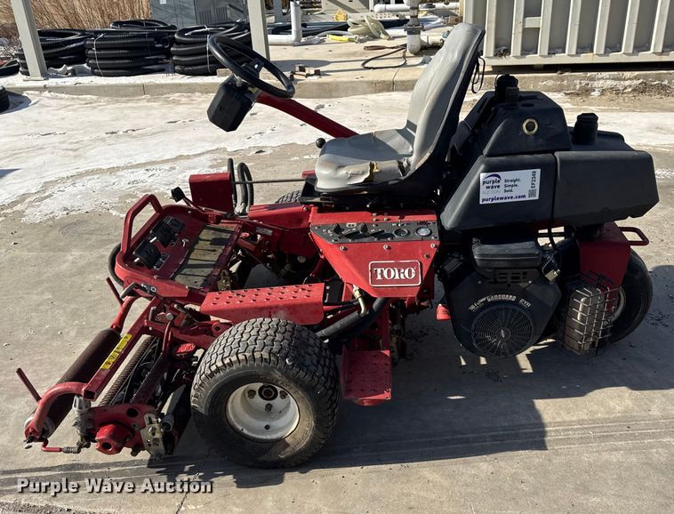 image for item EF2349 Toro Groundsmaster reel mower