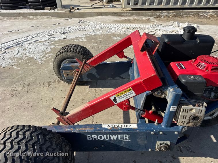 image for item EF2350 Brouwer ROM2430 sod installer