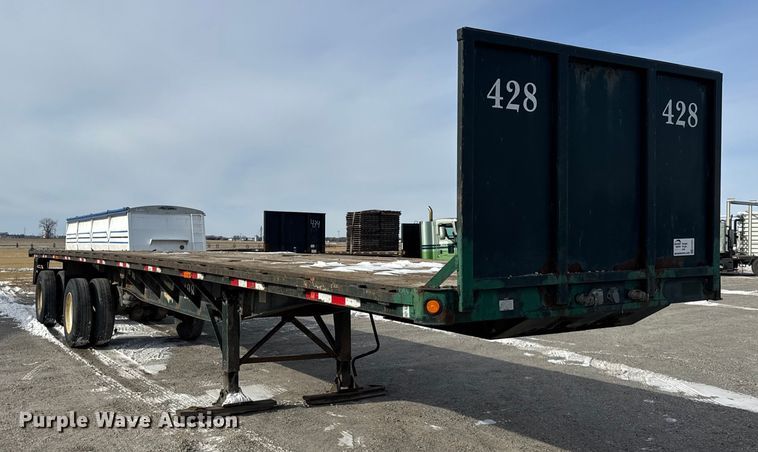 image for item EF2351 2006 Wade flatbed trailer