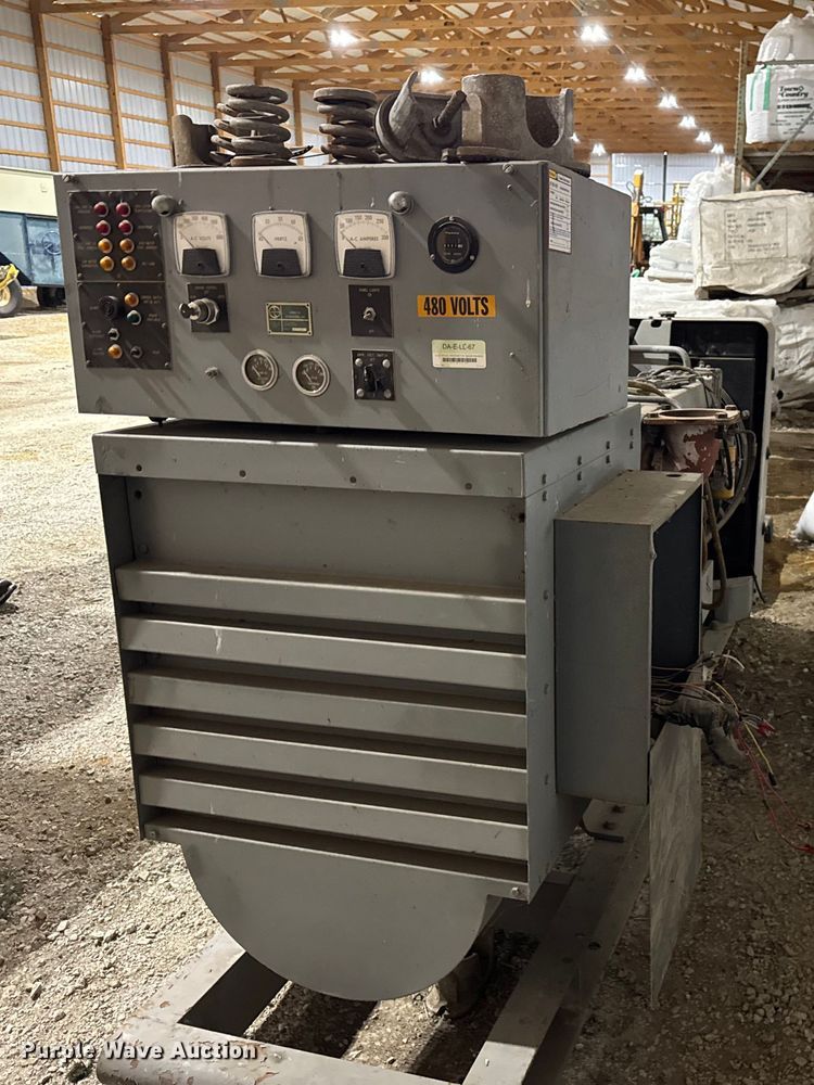 image for item EF2352 Caterpillar 3306 generator