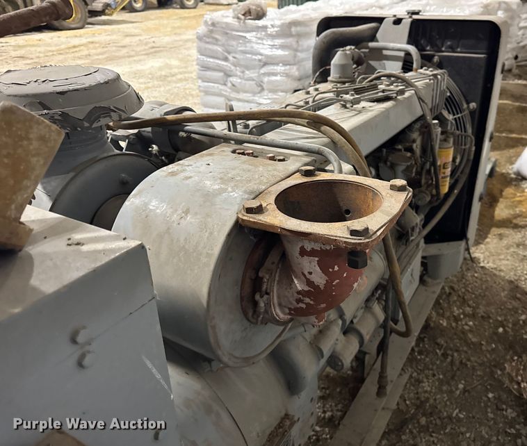 image for item EF2352 Caterpillar 3306 generator